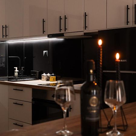 Gkr Luxury Apartments Атина Екстериор снимка