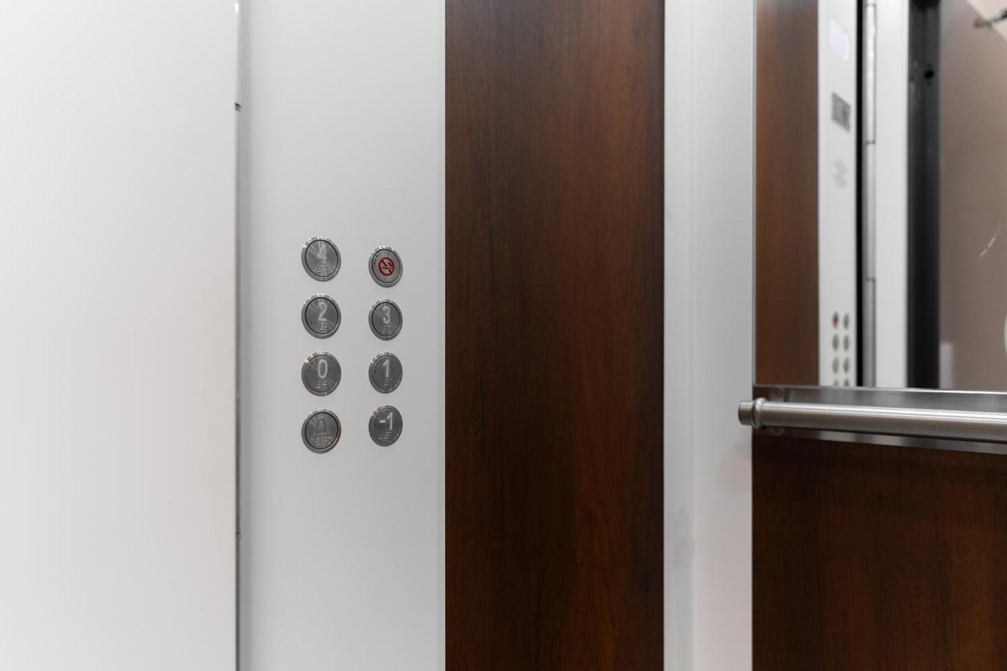 Gkr Luxury Apartments Атина Екстериор снимка